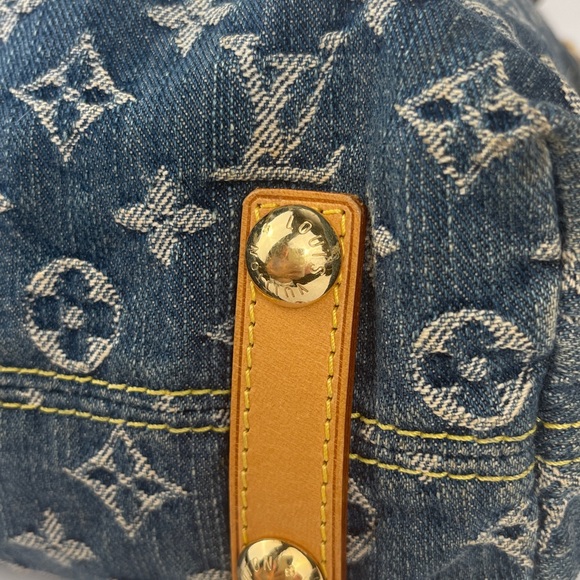 LOUIS VUITTON DENIM BAGGY GM SHOULDER BAG - Picture 10 of 13